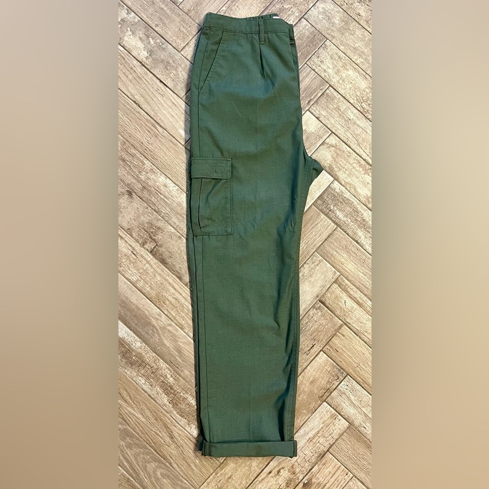 Vans off the wall Leg Up Cargo pants. Sz small